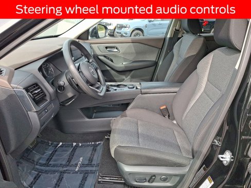 Used 2022 Nissan Rogue SV image 13