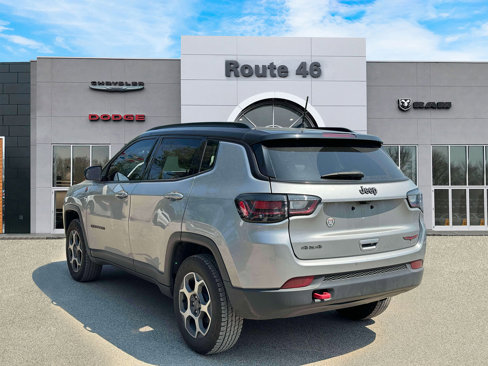 Used 2022 Jeep Compass Trailhawk w/ Trailhawk Elite Group image 2