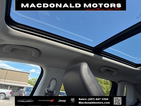 Used 2022 Jeep Compass Trailhawk w/ Trailhawk Elite Group image 19
