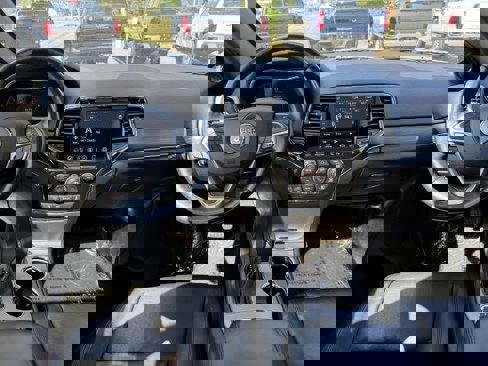 Used 2021 Jeep Grand Cherokee Limited image 17