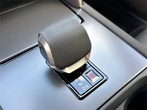 New 2025 Land Rover Discovery Sport S image 26
