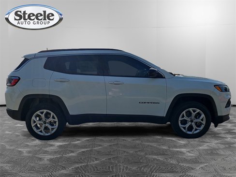 New 2025 Jeep Compass Latitude image 6