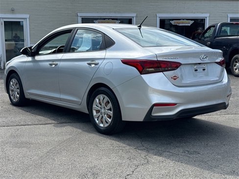 Used 2019 Hyundai Accent SE image 5