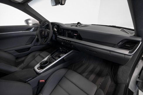 Used 2022 Porsche 911 Carrera image 48