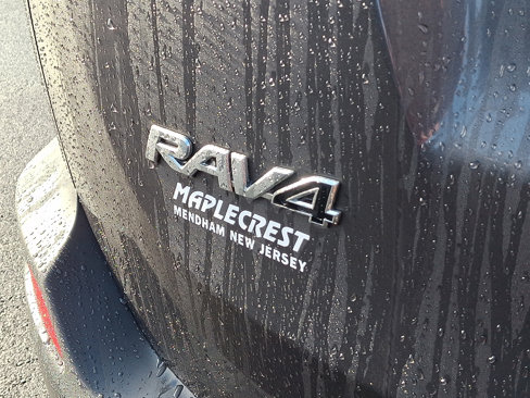 Used 2015 Toyota RAV4 LE image 29