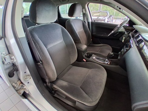Used 2014 Chevrolet Impala LT image 23