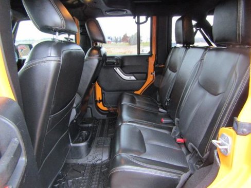Used 2013 Jeep Wrangler Unlimited Sahara w/ Dual Top Group image 12