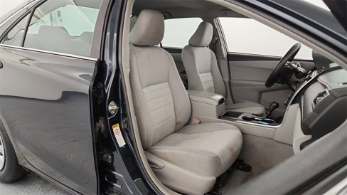 Used 2016 Toyota Camry LE image 26