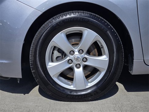 Used 2015 Toyota Sienna LE image 10