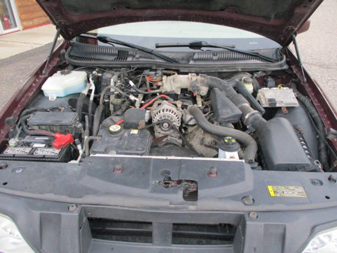 Used 2006 Lincoln Town Car Signature image 38