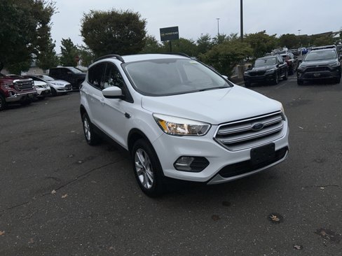 Used 2018 Ford Escape SE image 1