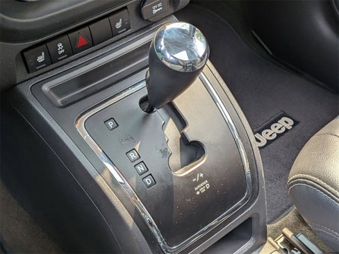 Used 2016 Jeep Patriot High Altitude image 14