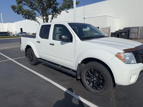 Used 2019 Nissan Frontier SV w/ Value Truck Package image 2
