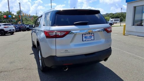 Used 2018 Chevrolet Traverse LT image 7
