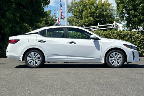 New 2025 Nissan Sentra S image 3