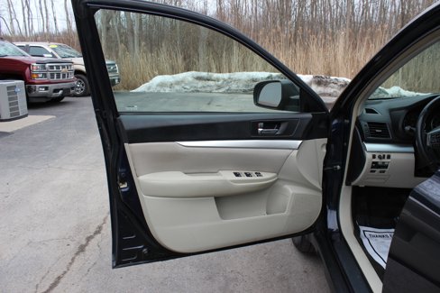 Used 2013 Subaru Outback 2.5i Premium image 15