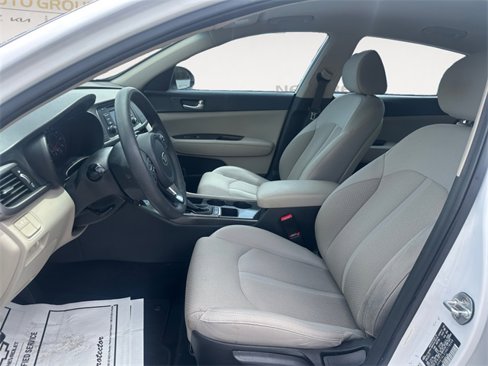 Used 2017 Kia Optima LX image 9