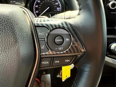 Used 2021 Toyota Camry SE image 16