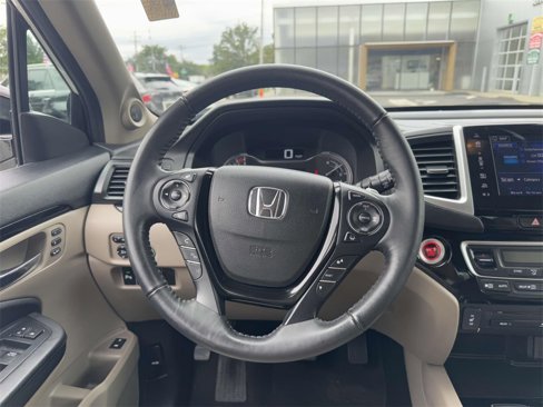 Used 2018 Honda Pilot Touring image 13