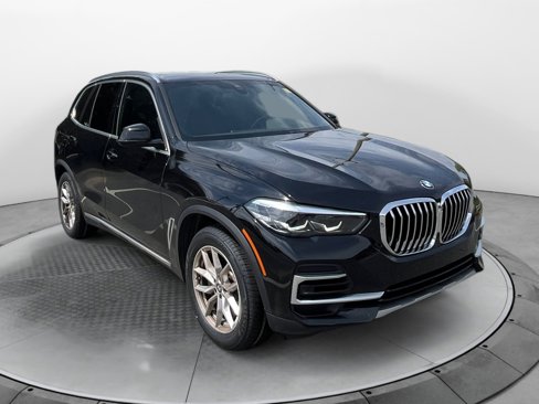 Used 2022 BMW X5 xDrive40i w/ Premium Package image 1
