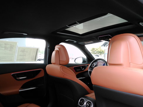 Certified 2025 Mercedes-Benz C 300 Sedan image 22