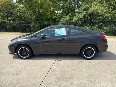 Used 2013 Honda Civic LX image 2