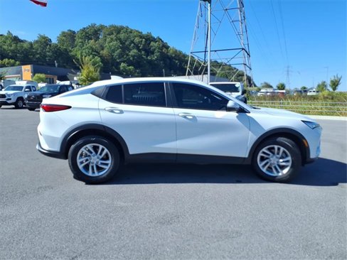 Used 2024 Buick Envista Preferred image 22