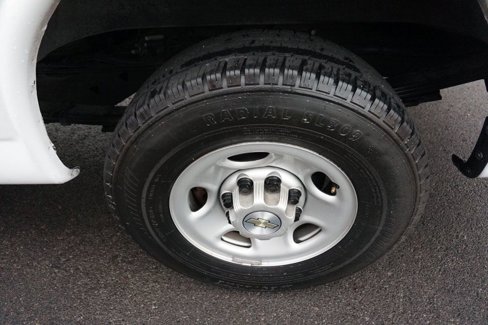Used 2022 Chevrolet Express 2500 w/ Driver Convenience Package image 14