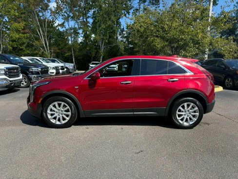 Used 2020 Cadillac XT4 Luxury image 2