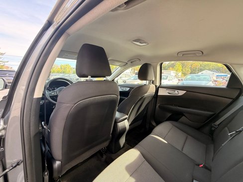 Used 2024 Kia Forte LXS image 16