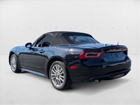 Used 2017 FIAT 124 Spider Classica image 7