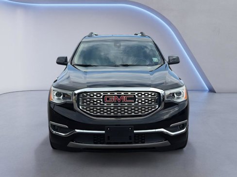 Used 2019 GMC Acadia Denali w/ Technology Package image 2