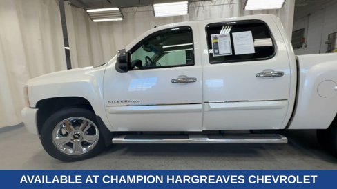 Used 2013 Chevrolet Silverado 1500 LTZ w/ LTZ White Diamond Edition image 7