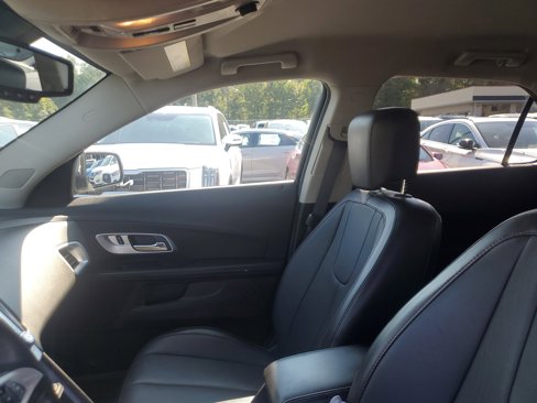 Used 2017 Chevrolet Equinox Premier w/ Enhanced Convenience Package image 17