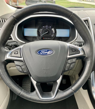 Used 2019 Ford Edge Titanium w/ Cold Weather Package image 11