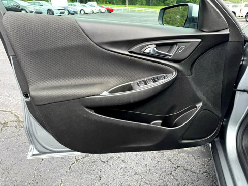 Used 2024 Chevrolet Malibu LT image 13