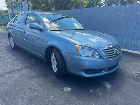Used 2008 Toyota Avalon XL image 1