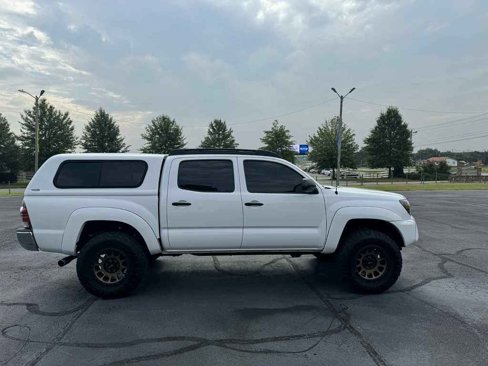 Used 2015 Toyota Tacoma TRD Pro image 6