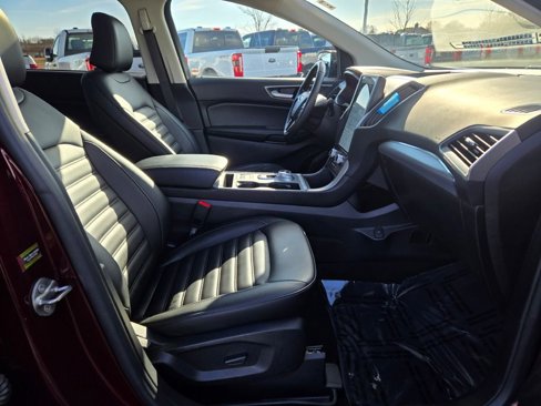 Used 2021 Ford Edge SEL w/ Convenience Package image 6
