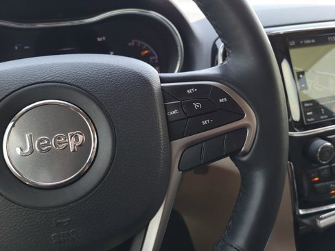 Used 2019 Jeep Grand Cherokee Limited image 21