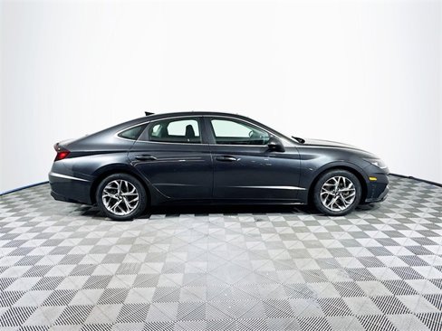 Used 2022 Hyundai Sonata SEL w/ Convenience Package image 6