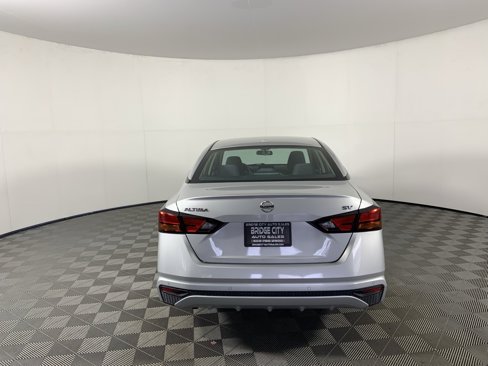 Used 2021 Nissan Altima 2.5 SV image 8
