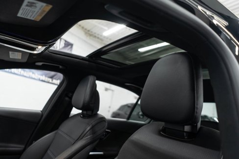 Used 2025 Mercedes-Benz C 300 4MATIC Sedan image 8
