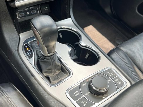 Used 2018 Jeep Grand Cherokee Overland image 22