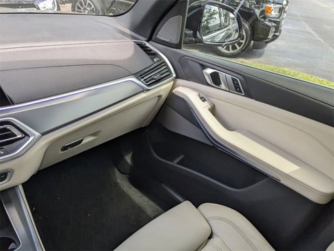 Used 2019 BMW X5 xDrive40i w/ Premium Package 2 image 18