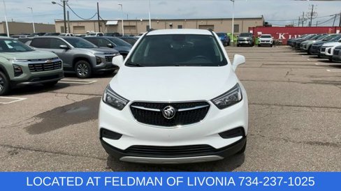 Used 2022 Buick Encore Preferred image 3