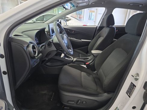 Certified 2023 Hyundai Kona SEL image 4