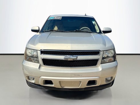 Used 2009 Chevrolet Avalanche LT w/ Convenience Package #1 image 2