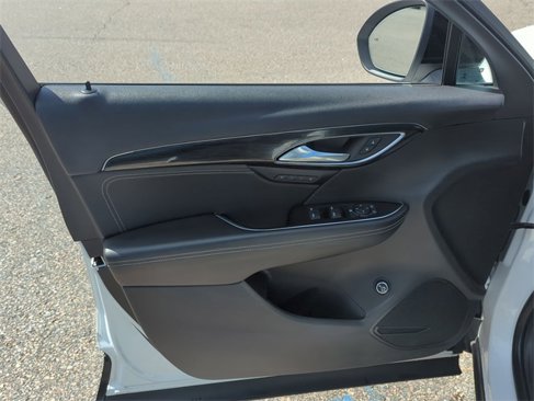 Certified 2022 Buick Envision Essence w/ Sport Touring Package image 22