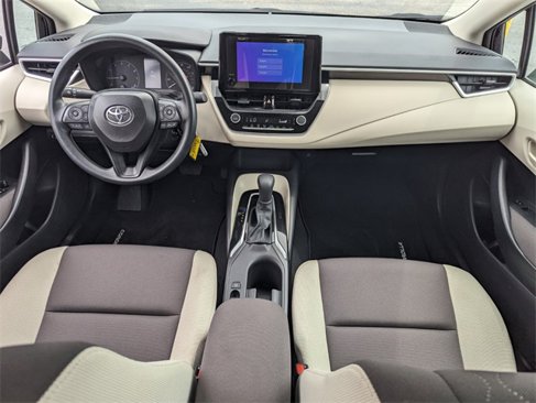 Used 2025 Toyota Corolla LE image 9